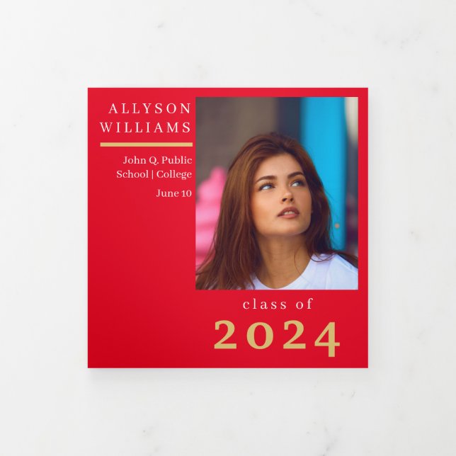 Red Elegany Class 8 Foto Abschluss Dreifach Gefaltete Ankündigung (Cover)