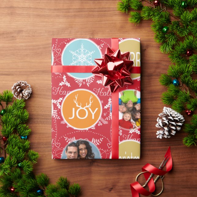Red Family Foto Reindeer Christmas Merry Bright Geschenkpapier (Feiertagsgeschenk)