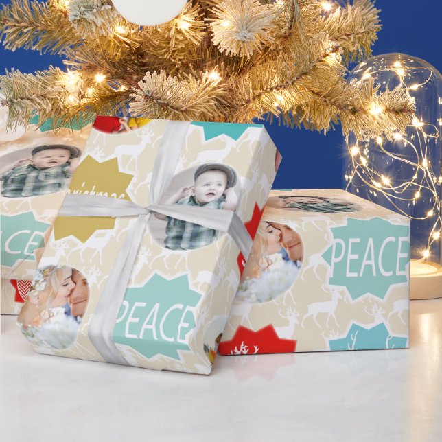 Red Family Foto Reindeer Christmas Merry Bright Geschenkpapier (Feiertage)