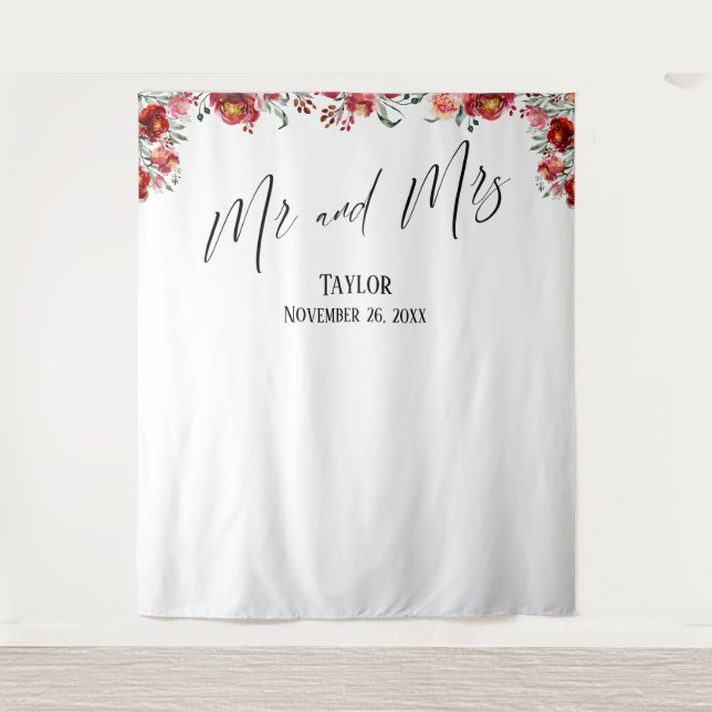 Red Floral Mr. and Mrs Foto Backdrop Wandteppich (Vorderseite)