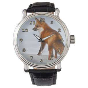 Red Fox im Winterschnee Armbanduhr