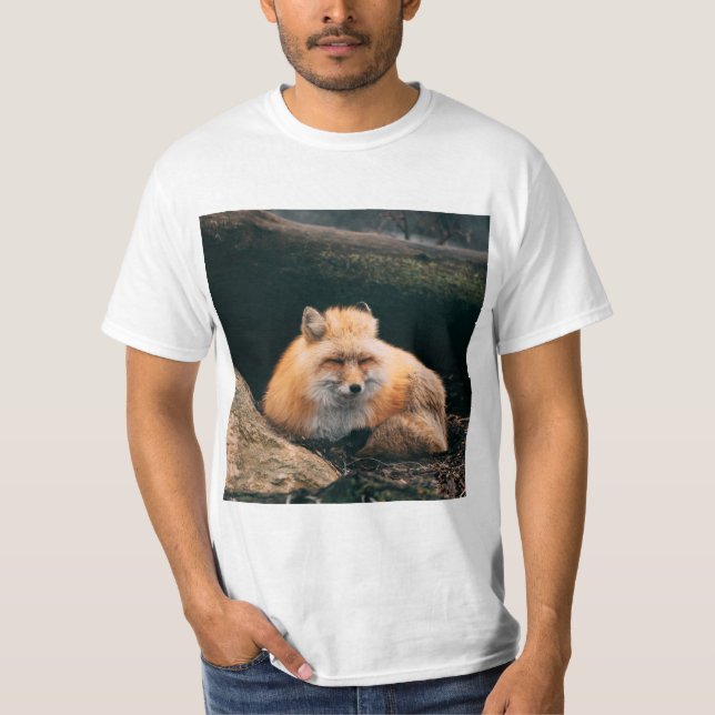 Red Fox Sleeping T-Shirt (Vorderseite)