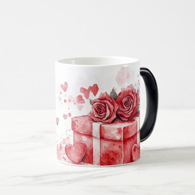 Red Gift and Roses Valentines Verwandlungstasse (VorderseiteRechts)