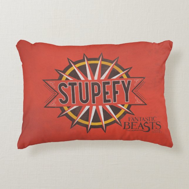 Red & Gold Stupefy Spell Graphic Dekokissen (Vorderseite)