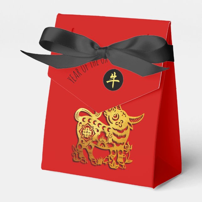 Red Golden Ox Papercut Chinesisches Neujahr 2021 T Geschenkschachtel (Vorderseite)