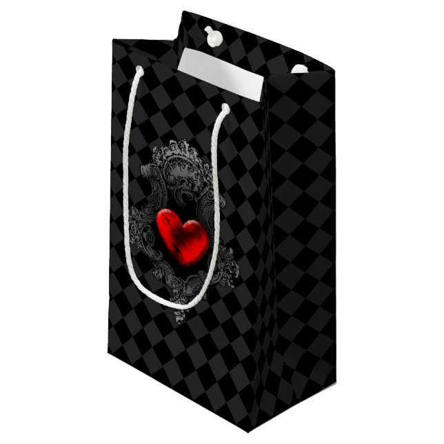 Red Goth Heart Geschenktasche Kleine Geschenktüte (Vorderseite Schrägansicht)