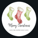 Red Green Christmas Socks Frohe Weihnachten Runder Aufkleber<br><div class="desc">Modernes und elegantes Design Rote Grüne Weihnachtssocken Frohe Weihnachtsaufkleber, die an Ihren Text angepasst werden können. Personalisieren Sie es mit Ihrem Familiennamen und Ihrem Weihnachtsdatum oder geben Sie eine besondere Nachricht ein! Bitte klicken Sie auf den Button "Anpassen" und verwenden Sie unser Design-Tool, um diese Vorlage zu ändern. Karo im...</div>