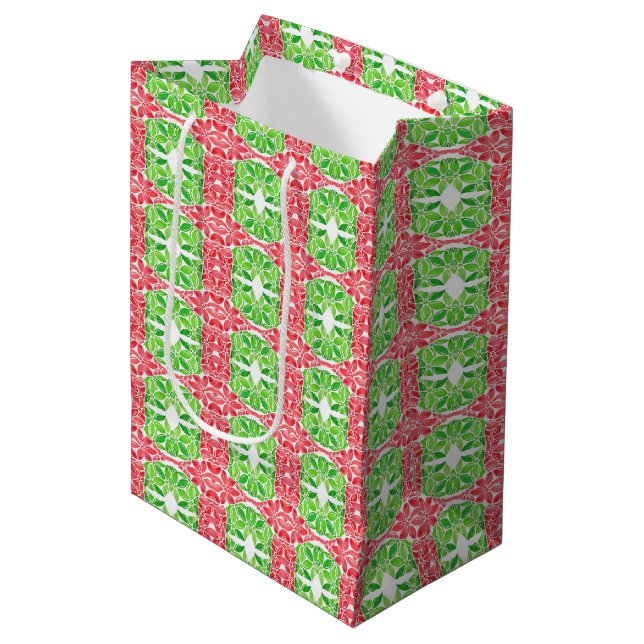 Red & Green Mosaik Geschenktasche Mittlere Geschenktüte (Vorderseite Schrägansicht)