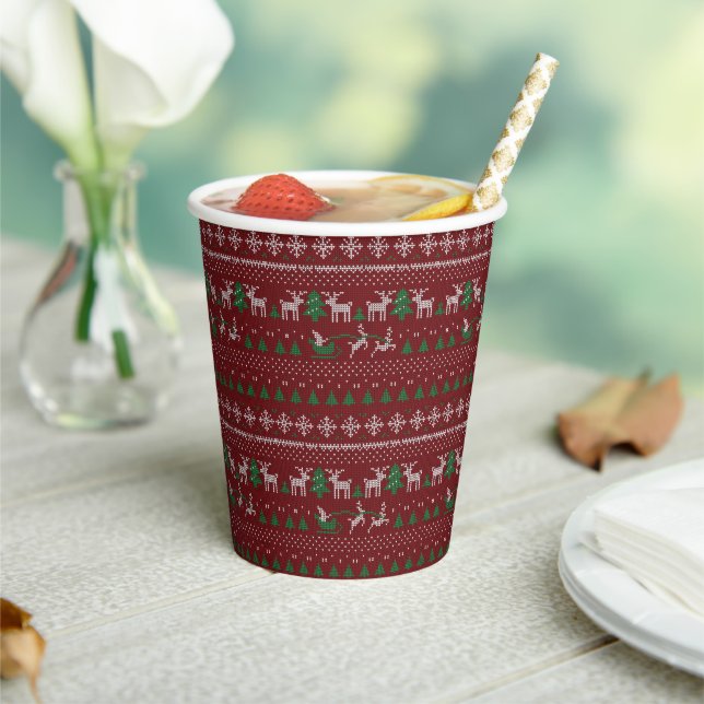 Red Green White Ugge Weihnachts Sweater Paper Cups Pappbecher (In Situ)