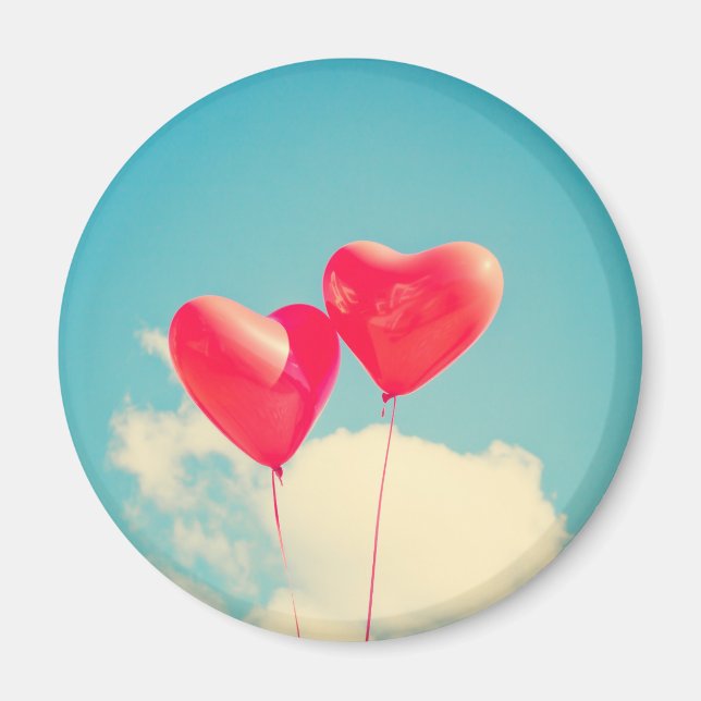 Red Heart Balloons gegen Wolken Himmel Magnet (Vorne)