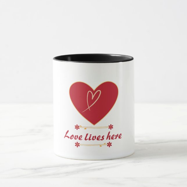Red Heart Floral Design – “Love Lives Here”  Tasse (Zentrum)