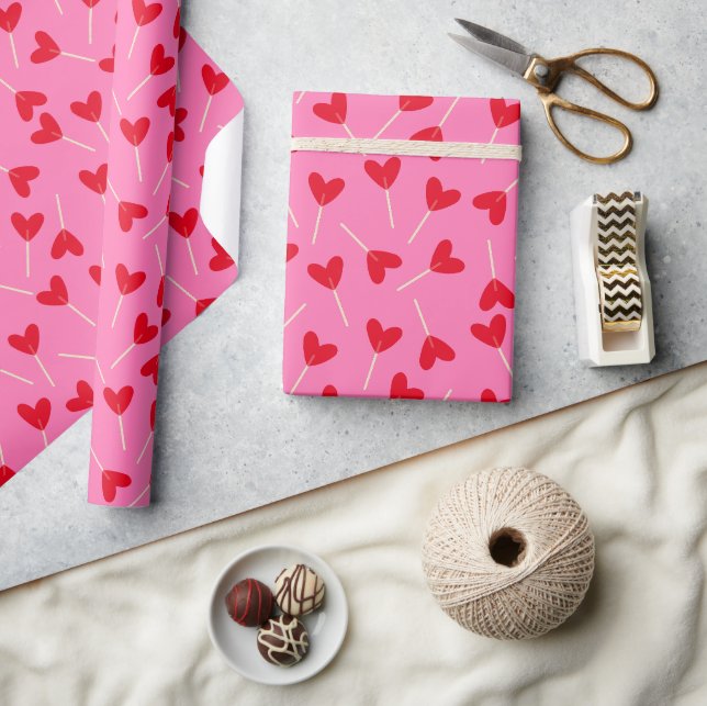 Red Hearts Lollipops Love Valentine's Day Pink Geschenkpapier (Kunsthandwerk)