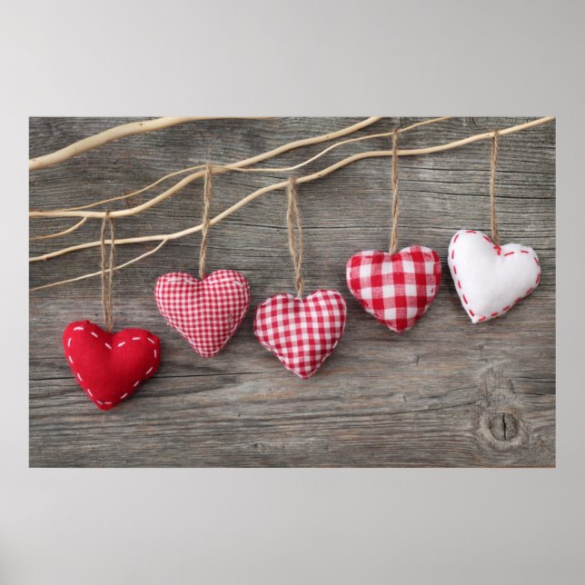Red Hearts on Wooden Table Poster (Vorne)