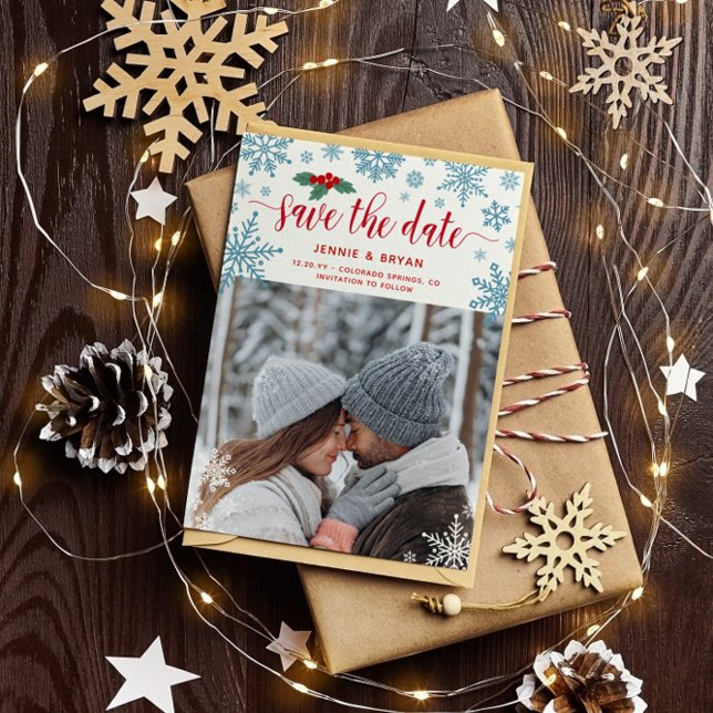 Red Holly Blue Snowflakes Foto Weihnachten Hochzei Save The Date (Von Creator hochgeladen)