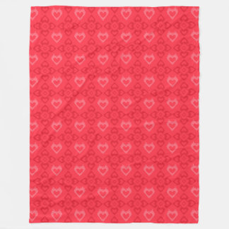 Red Ikat Style Herzmuster Fleecedecke
