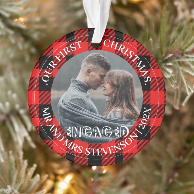 Red Kariert Unser erstes Weihnachtsfest Mr. und Mr Ornament (Baum)