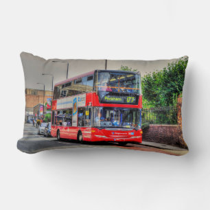 Red London Bus Street Scene Artwork III Lendenkissen