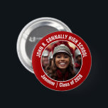 Red Marching Band Foto High School Brag Button<br><div class="desc">Dieses coole,  kundenspezifische High School Marching Band Foto zeigt eine weiße Typografie Ihres Teams und Spielernamen auf einem roten Knopf. Personalisieren Sie sich mit dem Foto und dem Unterrichtsjahr Ihres Schülers als stolze Eltern. Eine Mutter und ein Vater können diese Knöpfe für den Wettbewerb und Spiele tragen.</div>