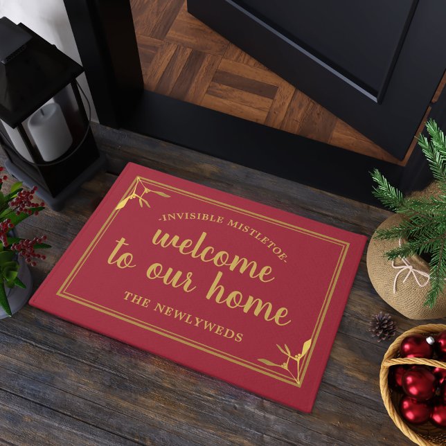 Red Mistletoe Willkommen auf unserer Zuhause Doorm Fußmatte (Welcome your guests with this festive red Christmas doormat this Holiday Season. Just add your name)