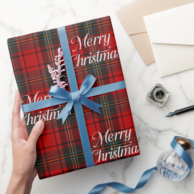 Red Plaid Merry Christmas Geschenkpapier (Schenken)