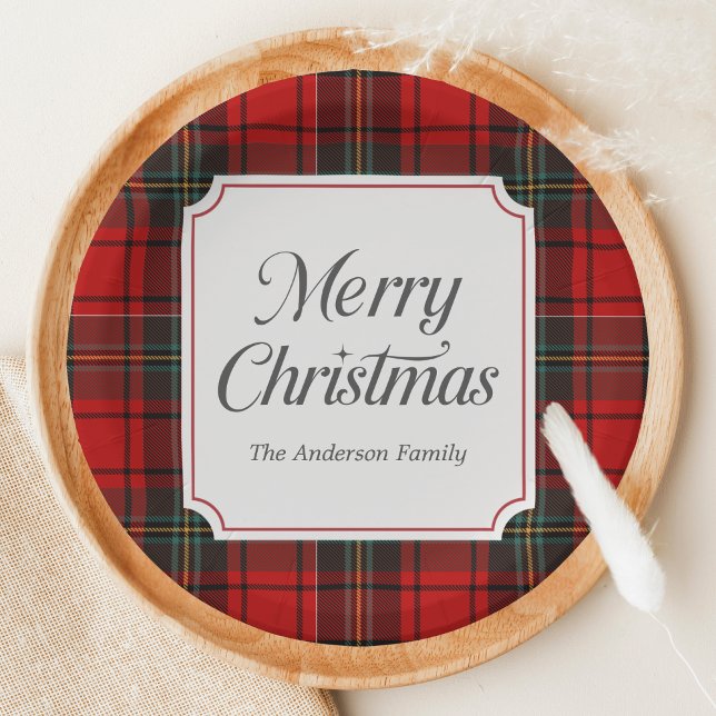Red Plaid Merry Christmas Round Pappteller (Red Plaid Modern Merry Christmas Holiday Paper Plate)