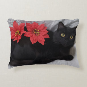 Red Poinsettias auf Black Cat Foto Weihnachten Dekokissen