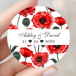 Red Poppy Blume Personalisierte Hochzeit Runder Aufkleber<br><div class="desc">Roter Mohn Blume Personalisierte Hochzeit Klassischer Rundsticker</div>