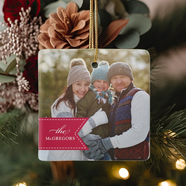 Red Ribbon | FOTO Keramikornament (Von Creator hochgeladen)