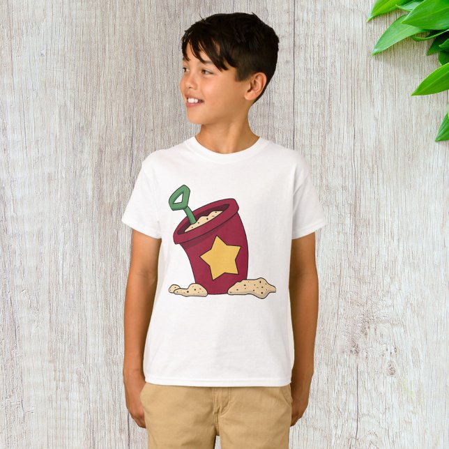 Red Sand Bucket mit Star und Shovel T-Shirt (Von Creator hochgeladen)