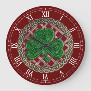 Red Shamrock & Celtic Knots Roman Numerals Clock Große Wanduhr