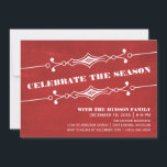 Red Slanted Chalkboard Holiday Party Einladung<br><div class="desc">Elegante und stilvolle Slanted Chalkboard Holiday Party Einladung in dunkelrot mit einem Deko-Rahmen und einem angesagten Chalkboard-Look. Diese schicke Einladung eignet sich ideal, um Freunde für Ihren Urlaub zu begeistern! Einfach anpassen, fügen Sie einfach Ihre Party-Details in den Textfeldern zur Verfügung. Klicken Sie auf "Anpassen", um weitere Personalisierungsoptionen zu erhalten....</div>