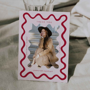 Red Squiggly Wavy Frame Abschluss Vielen Dank Ankündigung