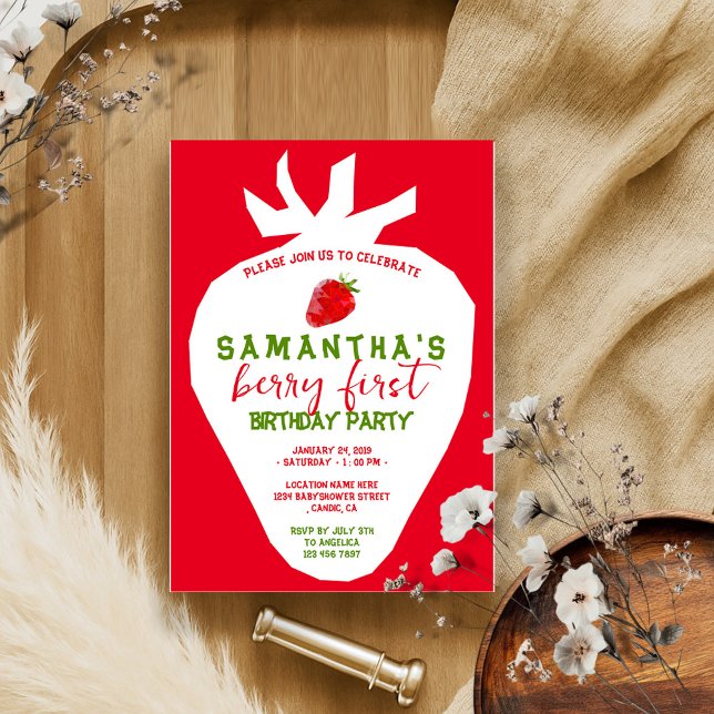 Red StrawBerry Birthday Einfaches Dreieck Einladung (Von Creator hochgeladen)