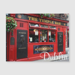 Red Temple Bar pub in Dublin, Irland Magnetkarte
