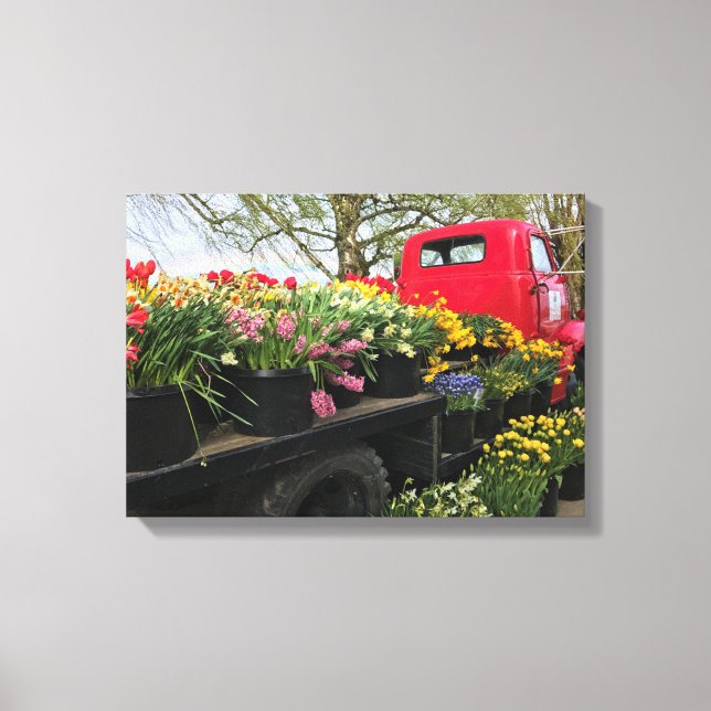 Red Truck mit Frühlingsblumen & Regenbogen Leinwanddruck (Vorderseite)