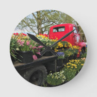 Red Truck mit Frühlingsblumen & Regenbogen