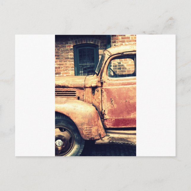 Red Truck Wreck Postkarte (Vorderseite)