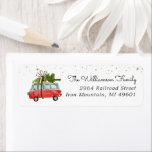 Red Van | Christmas Return Address Label<br><div class="desc">Diese Kollektion zeigt eine ikonische Urlaubsszene: das Familienfahrzeug, das zum Zuhause fährt und oben den perfekten Weihnachtsbaum trägt. Diese Designs sind voller Charme und beruhen auf festlicher Nostalgie. Sie bereiten sich darauf vor, einen Haufen Briefe, Mailer oder Einladungen zu verschicken, und Sie will nicht, die Zeit (und Energie) zu verbringen,...</div>