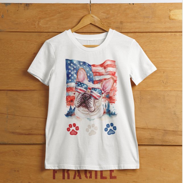 Red White and Blue French Bulldog Dog 4. Juli T-Shirt (Von Creator hochgeladen)