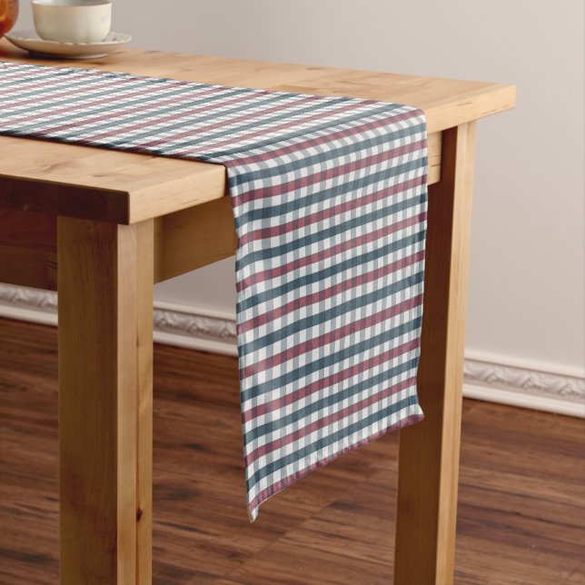 Red, White and Blue Plaid Kurzer Tischläufer (Beispiel)
