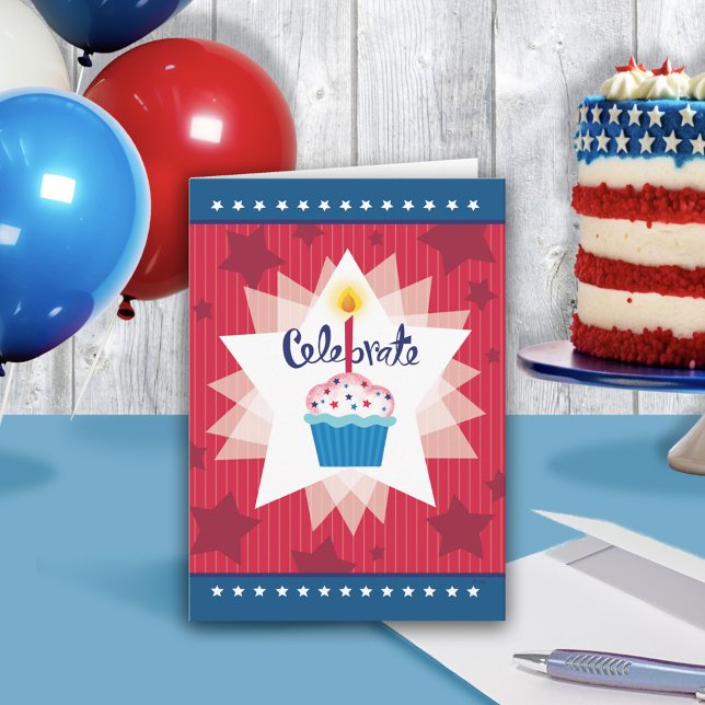 Red White Blue Stars Streifen Cupcake Geburtstag Karte (Von Creator hochgeladen)