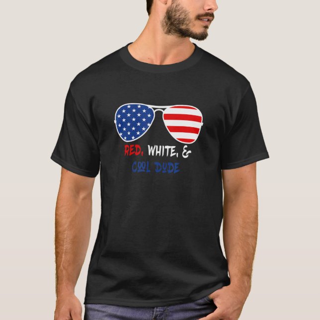 Red White Cool Dude Us Flag Sunglasses Fun Patriot T-Shirt (Vorderseite)