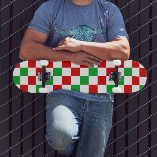 Red White Green Checkered Pattern Design  Skateboard (Außenbereich 3)