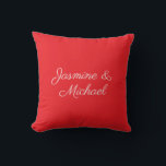 Red & White Handwriting Couple Names Wedding Kissen<br><div class="desc">Sie können die Schriftart,  Hintergrundbild und Farbe,  Buchstaben und Buchstaben leicht ändern.</div>