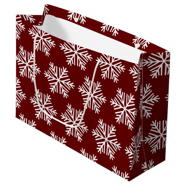 Red White Modern Snowflake Christmas Pattern  Große Geschenktüte (Vorderseite Schrägansicht)