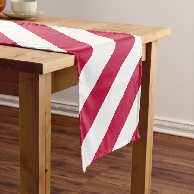 Red White Stripes Holiday Dekoration Breiter Tisch Mittelgroßer Tischläufer (Beispiel)