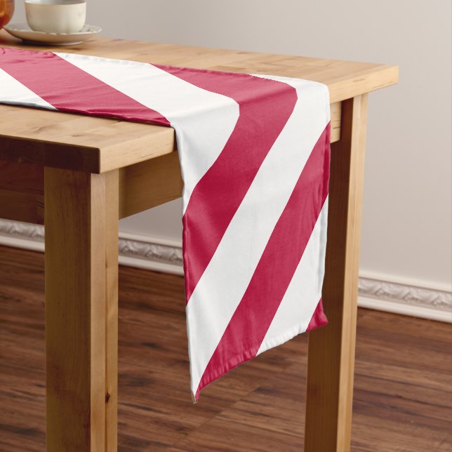 Red White Stripes Patriotic Wide Long Table Runner Großer Tischläufer (Beispiel)