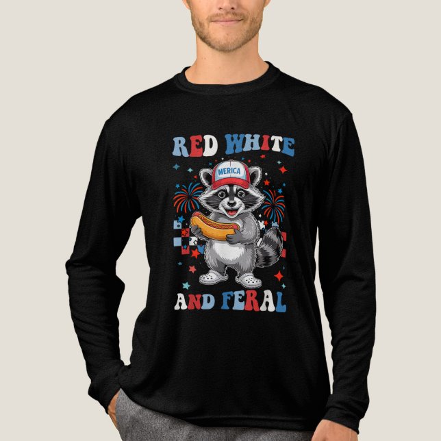 Red White und Feral Raccoon Niedlich 4. Juli Tri-Blend Shirt (Vorderseite)