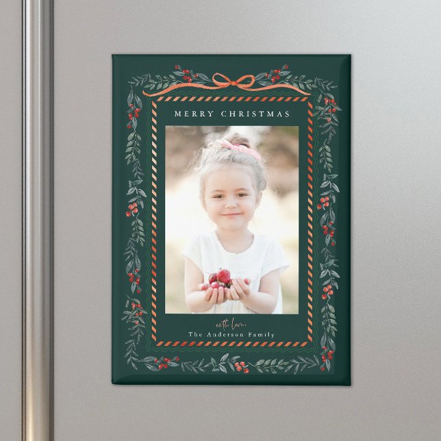 Red Winterberry Frame Green Christmas Foto Magnet (Von Creator hochgeladen)