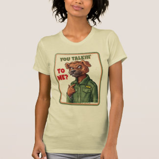 Redest du mit mir? – Wütender Hund Cartoon T-Shirt
